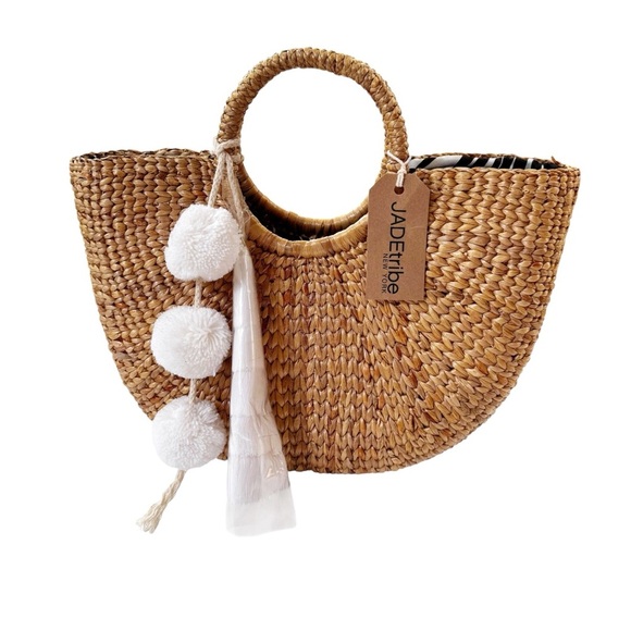 JADEtribe Aloha Woven Basket Bag with White Tassel and Pom Poms NWT - Picture 2 of 10